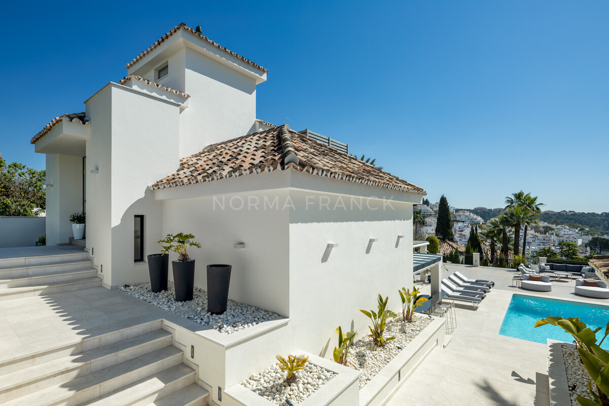 Villa Serafina - Exceptional villa in Nueva Andalucia