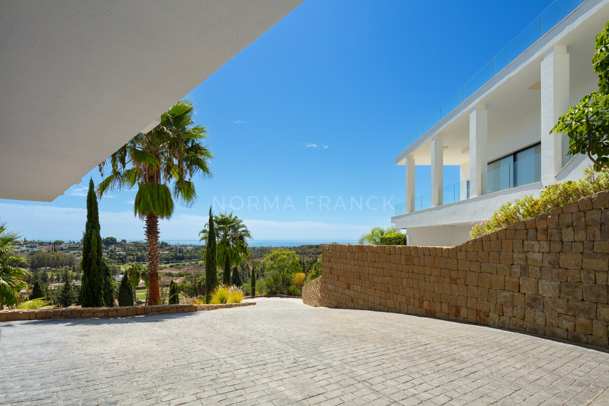 Paraiso 436 - Contemporary villa with breathtaking views in Estepona