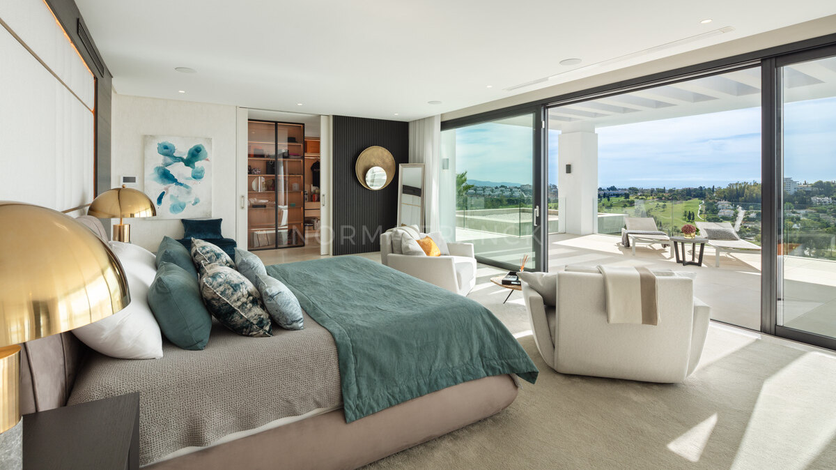 Paraiso 436 - Contemporary villa with breathtaking views in Estepona