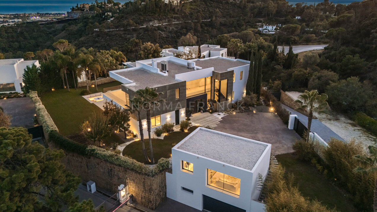 Villa Ciervo - Contemporary masterpiece with sea views