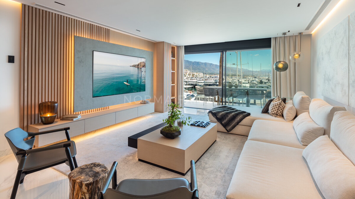 Banus 1 - Modern Apartment in Puerto Banús