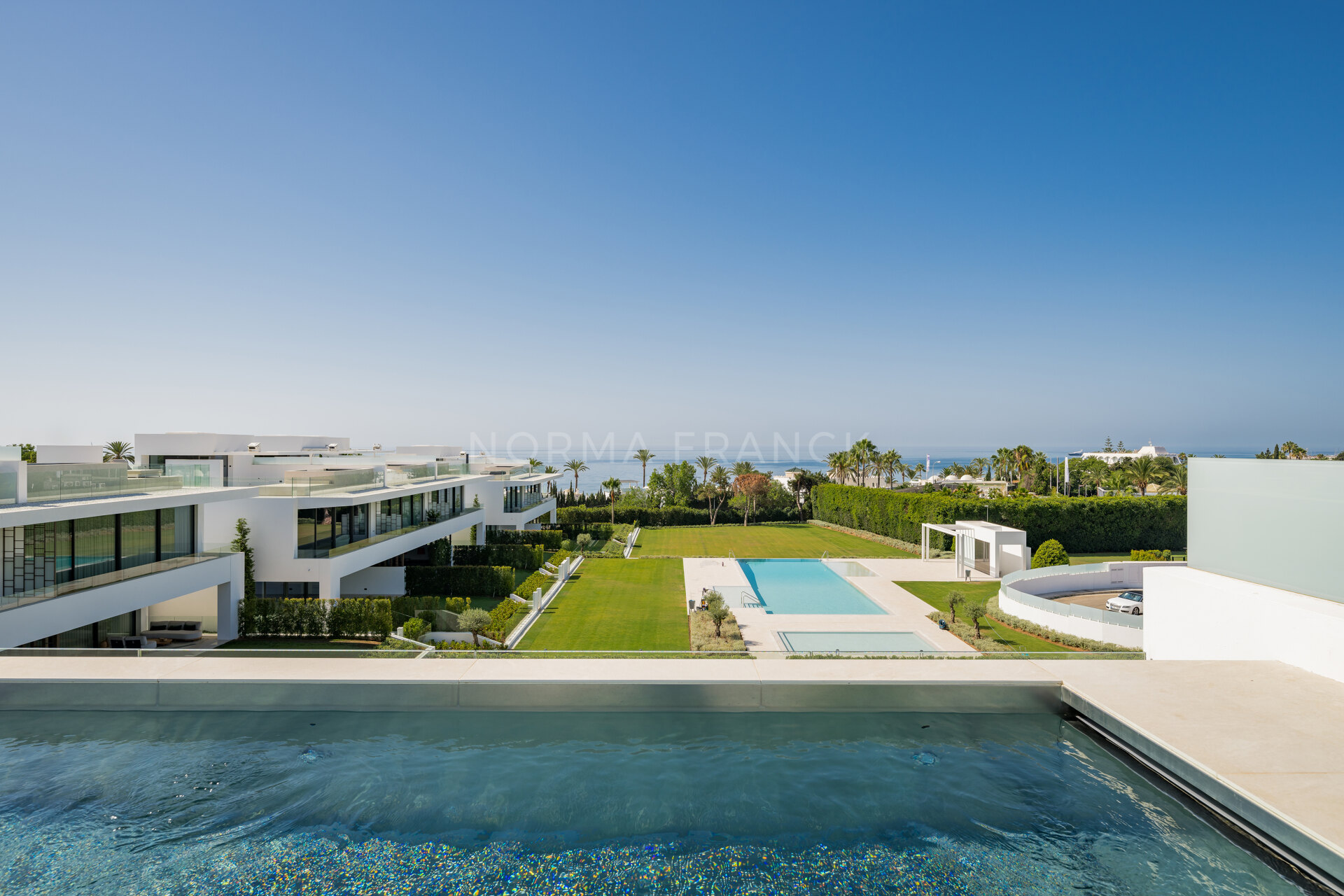 Vilas 12 - Contemporary and Modern Villa situated in the prestigious Golden Mile Marbella