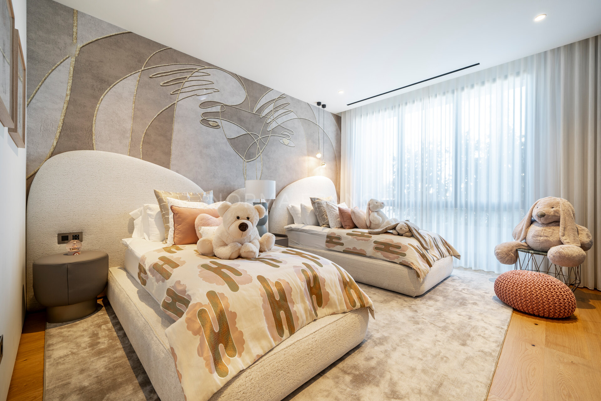 Epic 13 - Fendi designed duplex offering a bespoke lifestyle on Marbella's exclusive Golden Mile