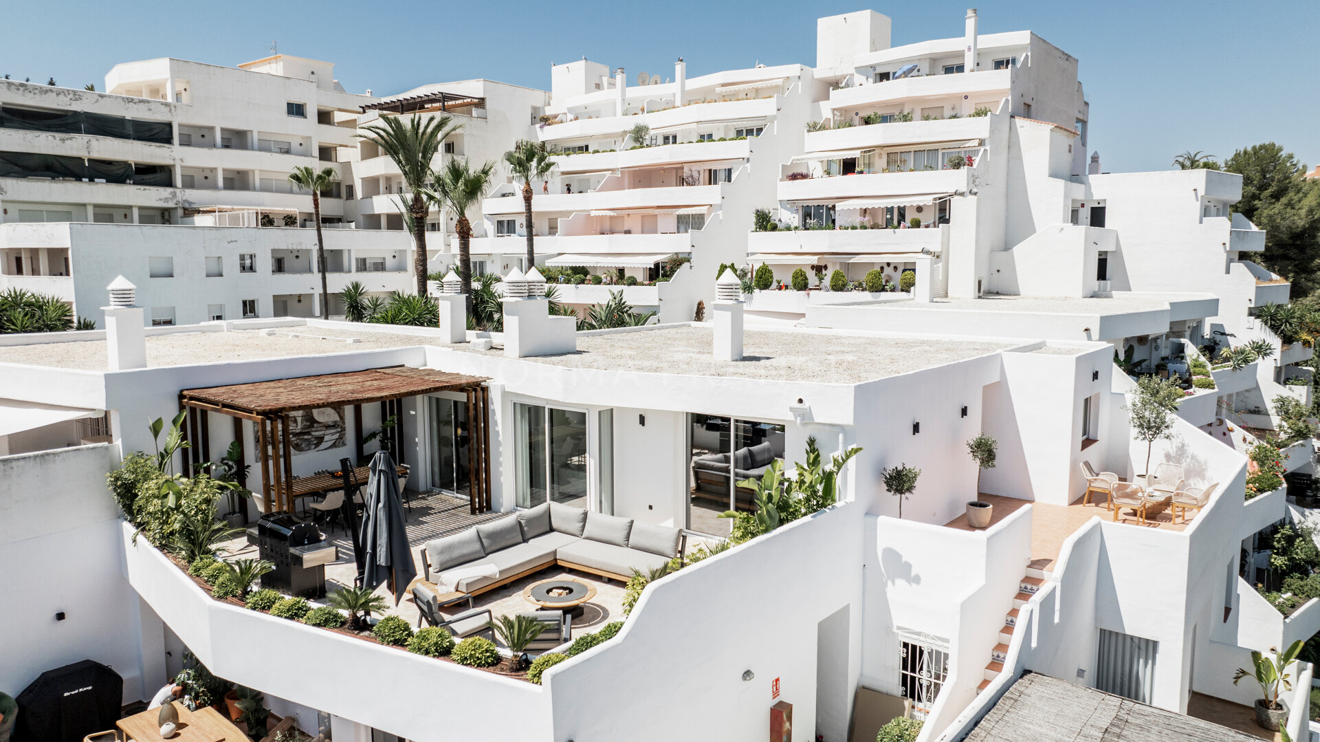 Jardines PH - Fully renovated penthouse with panoramic views of La Concha and the sea in Nueva Andalucía