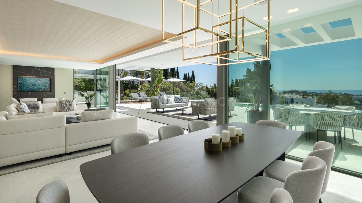 Villa Ellen - Magnificent modern villa nestled in the prestigious La Quinta