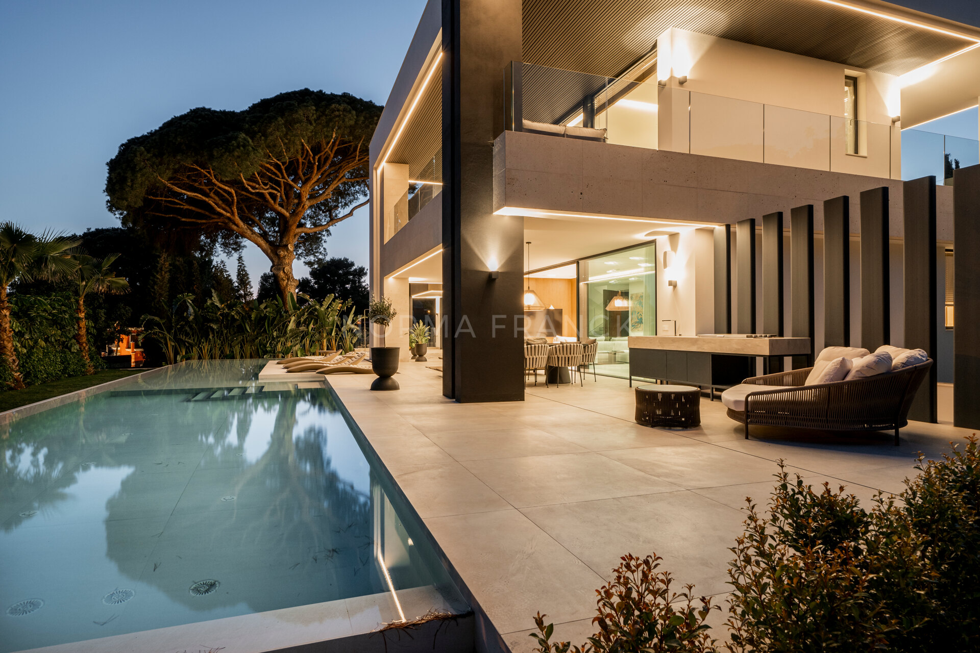 Villa Fortuna - Contemporary newly built 5- bedroom villa in the Golden Mile