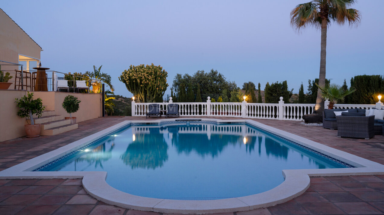 Casa Roble - Countryside villa in El Padron, Estepona East