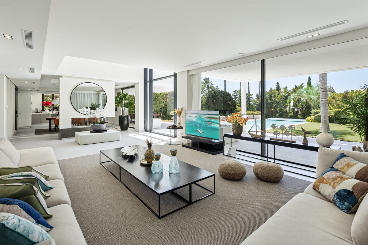 Villa Natura - Modern beach side villa located in Marbella East.