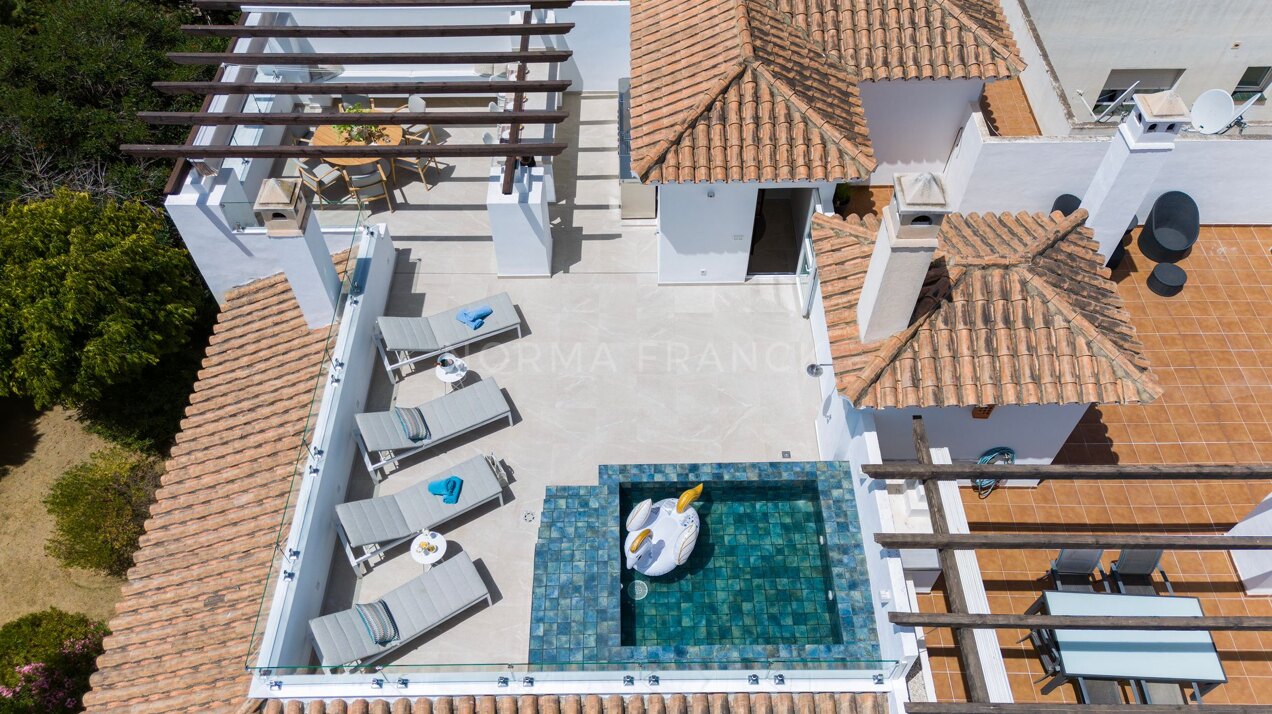 Penthouse Lira - Penthouse located near Puerto Banus.