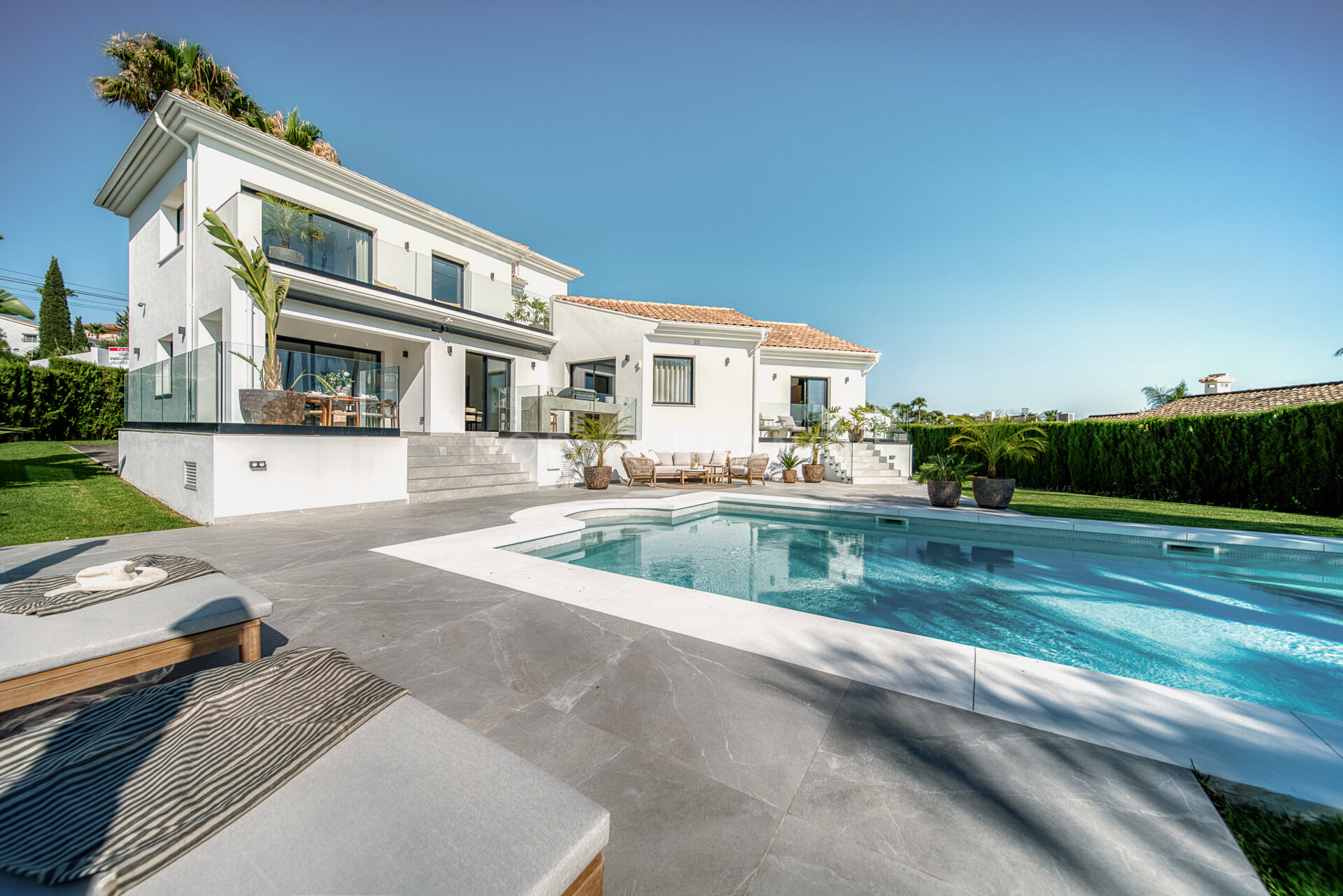 Villa Amani - Elegant villa situated in East Marbella