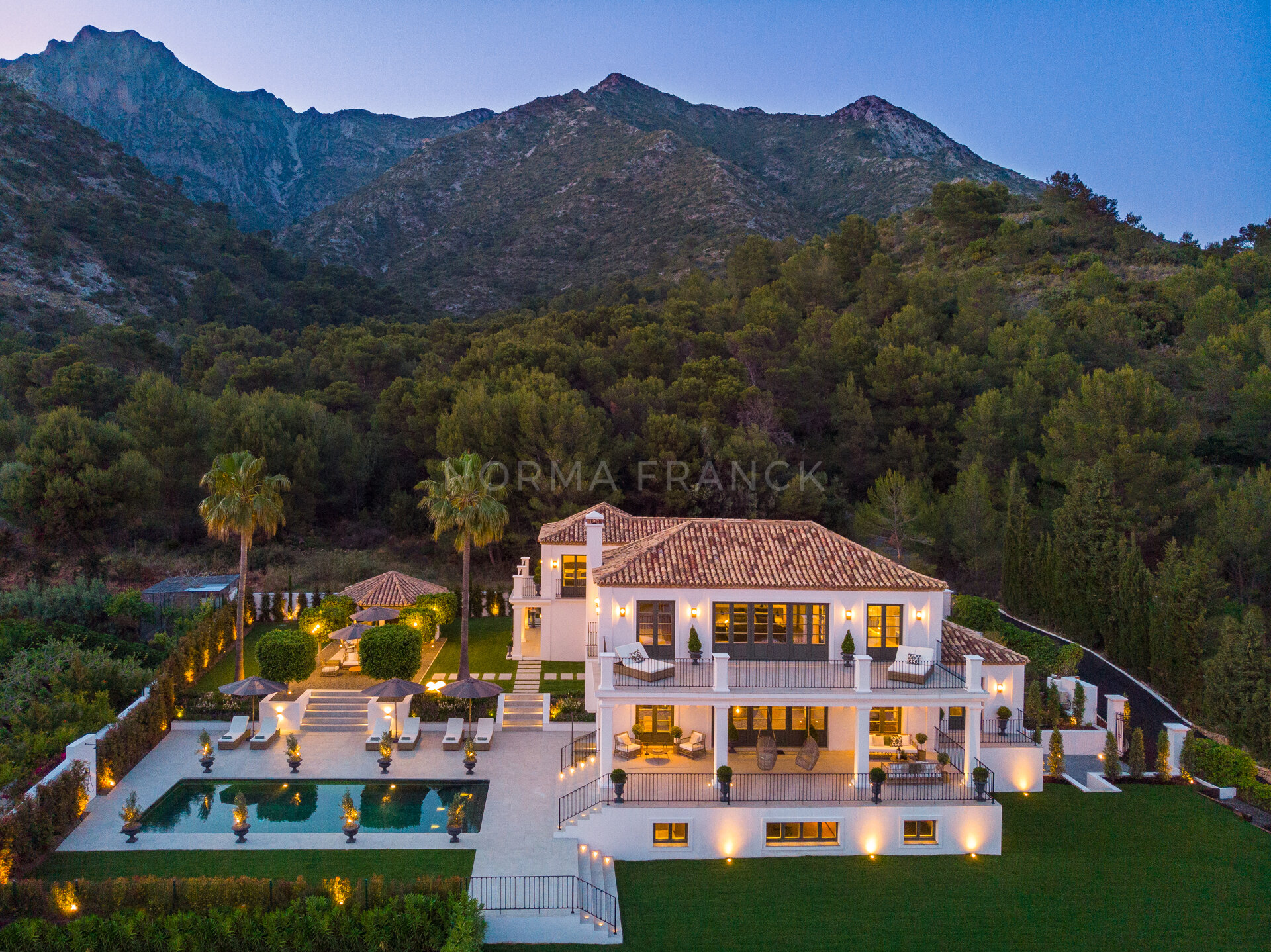 Villa Vivaldi - Elegant Villa developed by Puro Form, located in one of the most exclusive gated communities in Marbella.