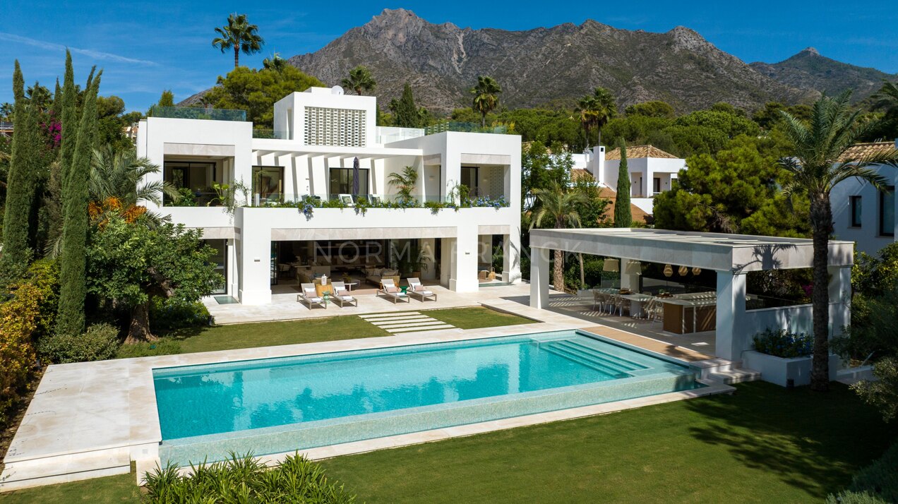 Altos reales 2 - Elegant Modern Villa near Golden mile Marbella.