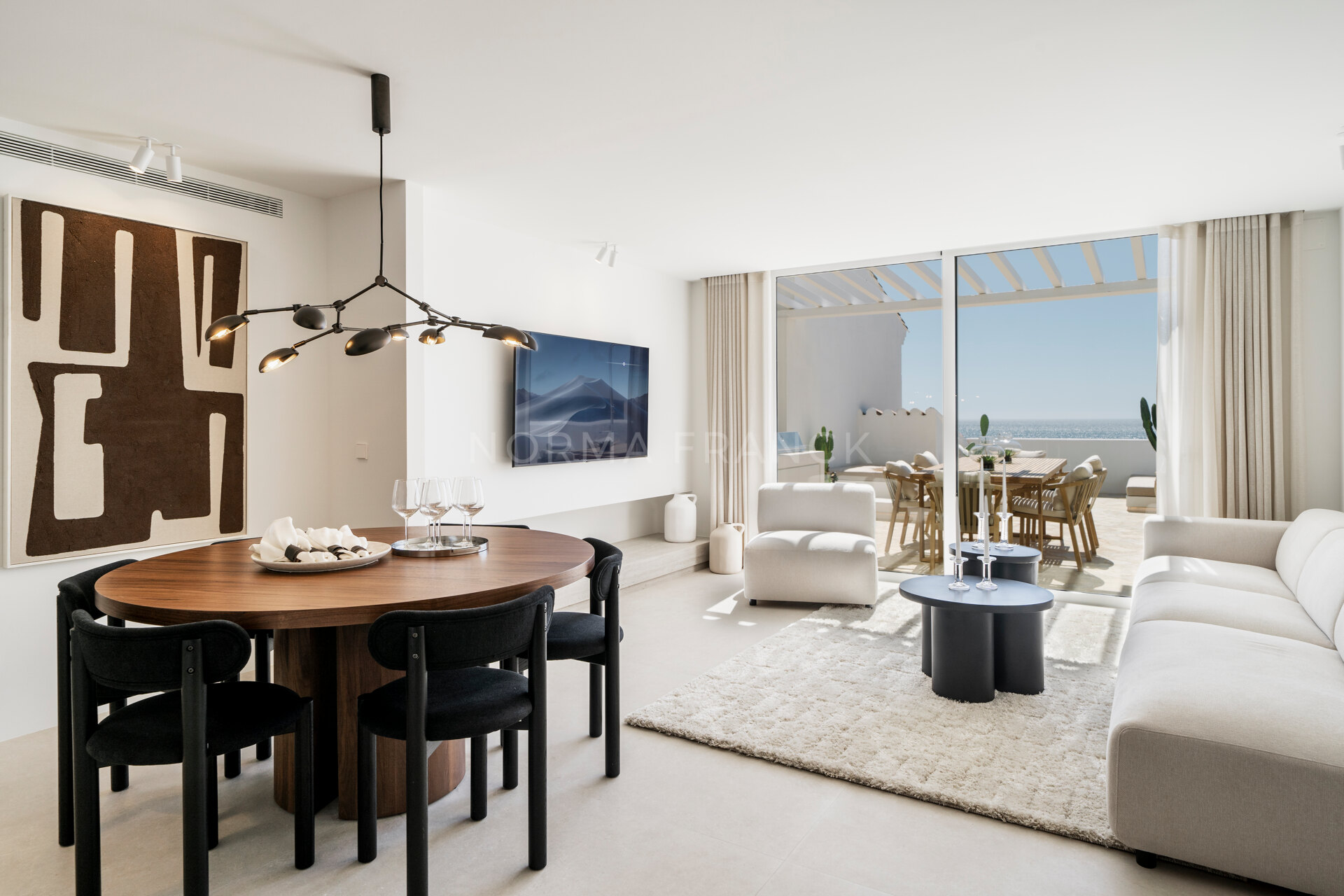 Banús 4 - Luxury penthouse-style apartment with Stunning Mediterranean Views in Puerto Banús