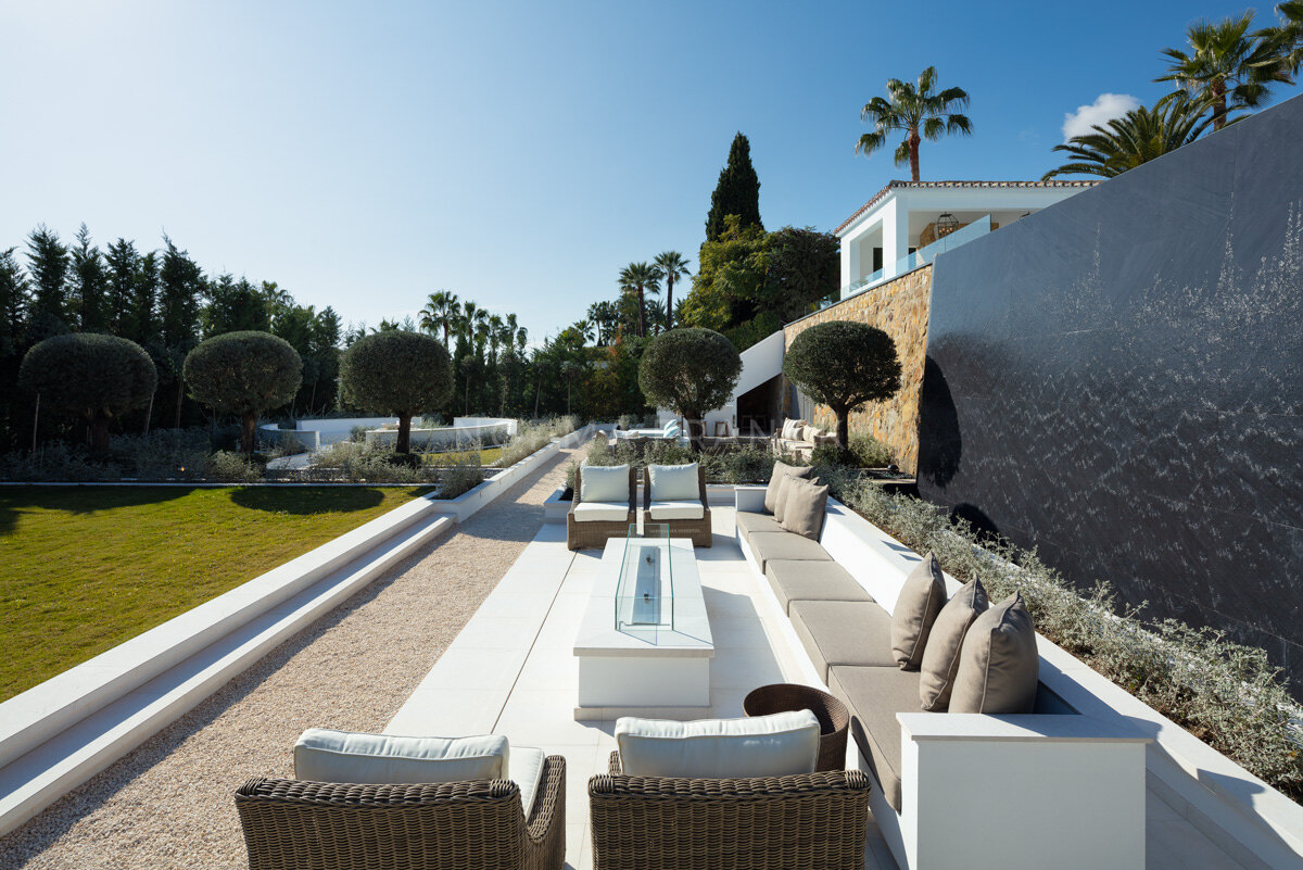 Villa Elisia - exceptional family home nestled in the exclusive enclave of La Cerquilla in Nueva Andalucia.