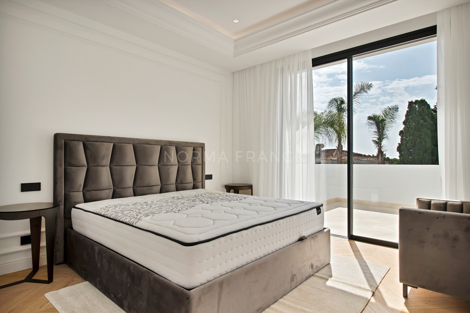 Villa Lomas - Four villas designed with the highest standards and modern in appearance