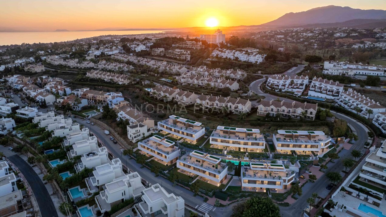 Lyra Residences - 4 bedroom semi-detached houses in El Campanario