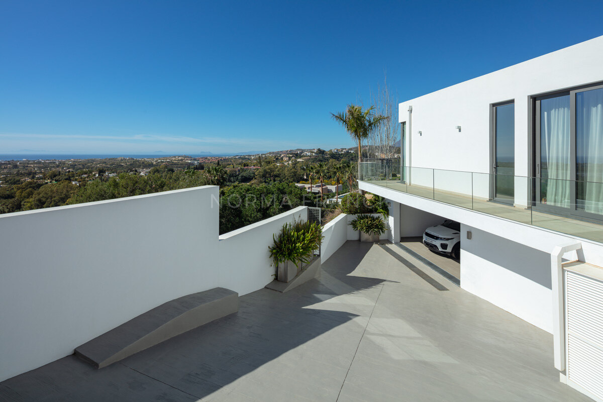 Herrojo 79 - Exceptional modern villa in exclusive El Herrojo, La Quinta