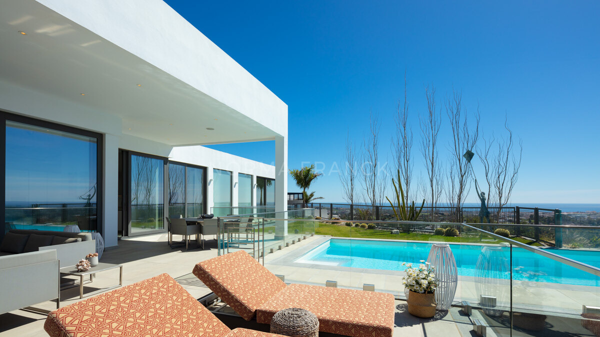 Herrojo 79 - Exceptional modern villa in exclusive El Herrojo, La Quinta