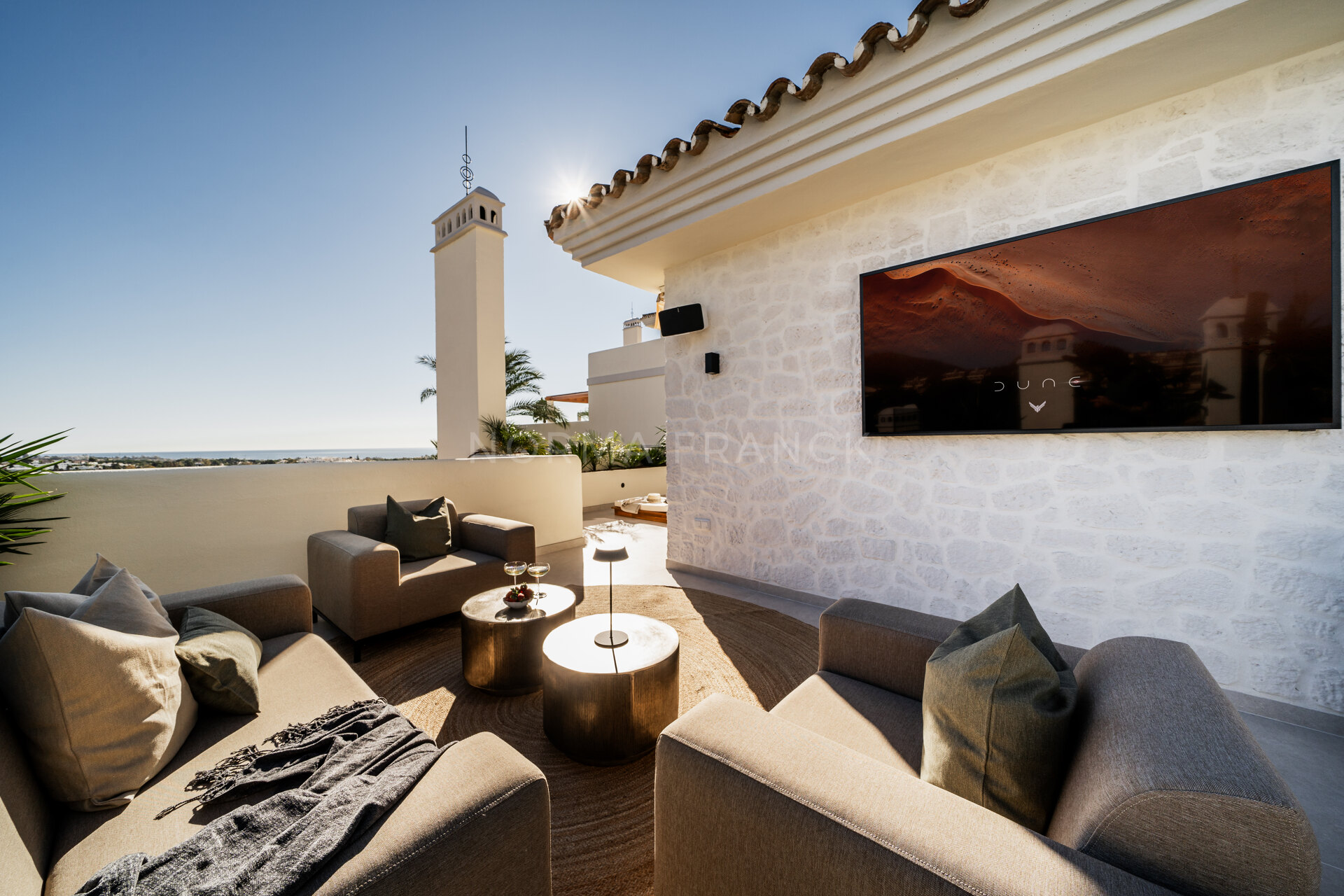 La Cerquilla 12 - Renovated scandinavian style duplex penthouse with panoramic and sea views