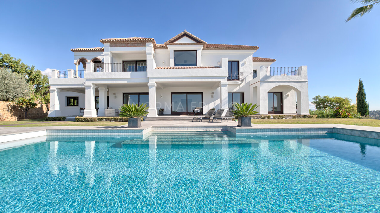 Flamingos Golf - Exquisite villa built to the highest standards situated in Los Flamingos Golf Resort