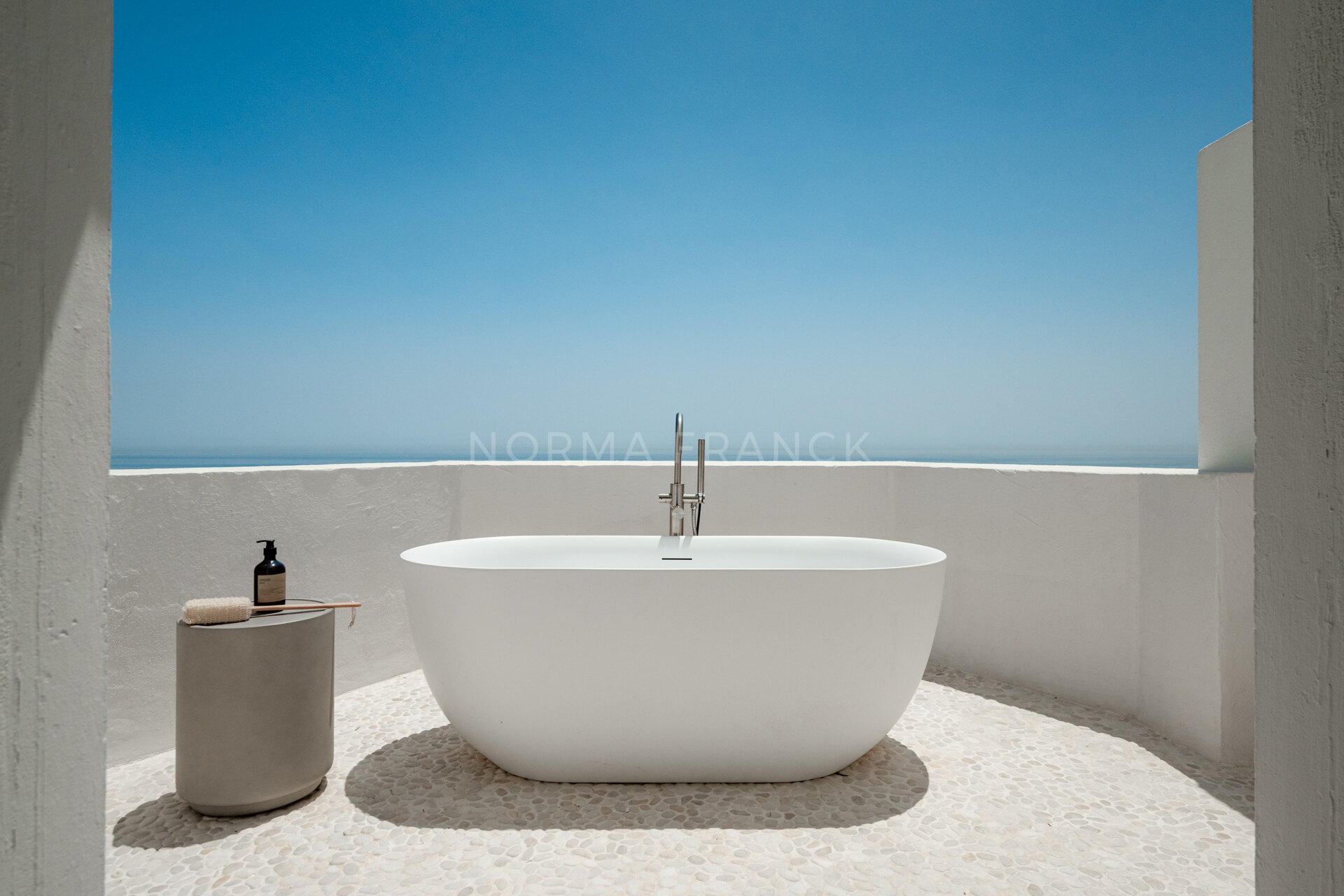 Oia Penthouse - Duplex penthouse with private pool, sea views, and prime Golden Mile location