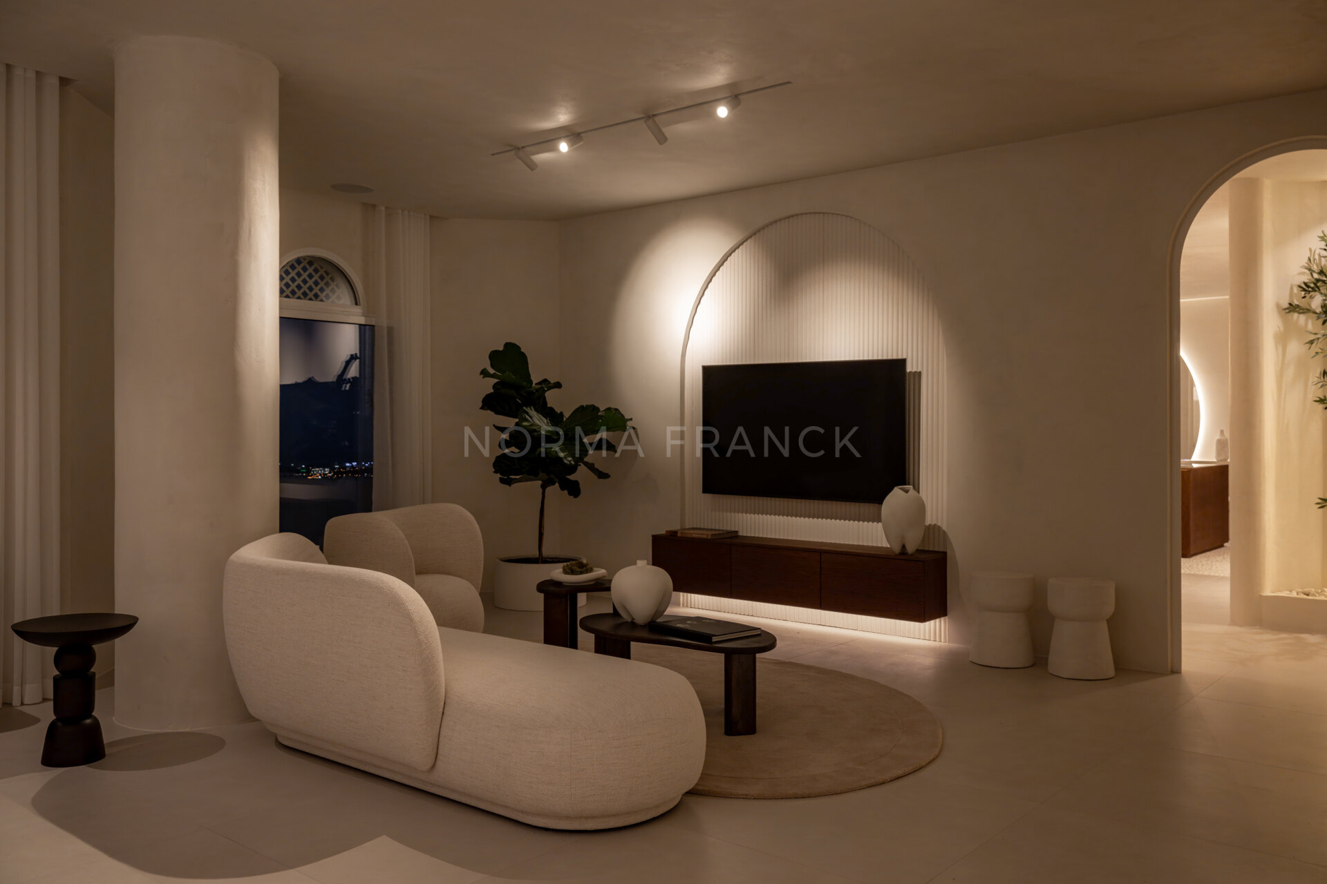 Oia Penthouse - Duplex penthouse with private pool, sea views, and prime Golden Mile location