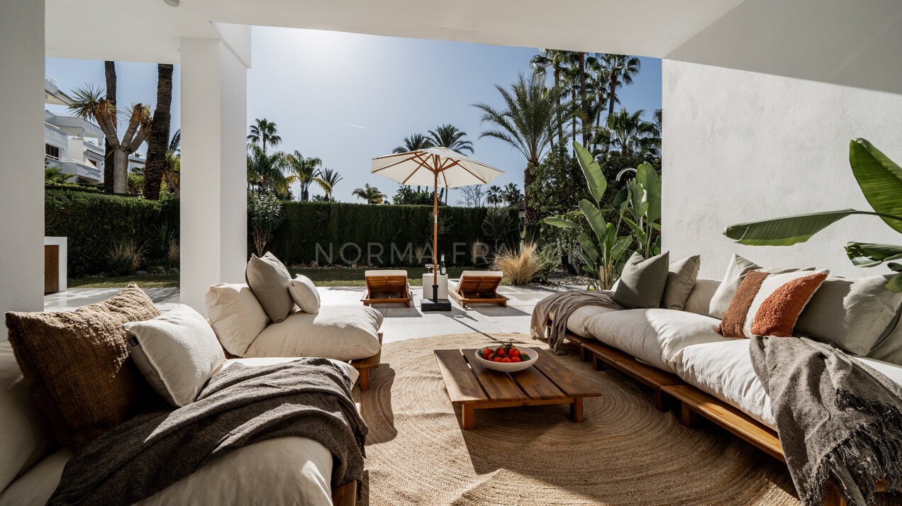 Casa Ima - Stunning Scandinavian-style townhouse located Nueva Andalucia