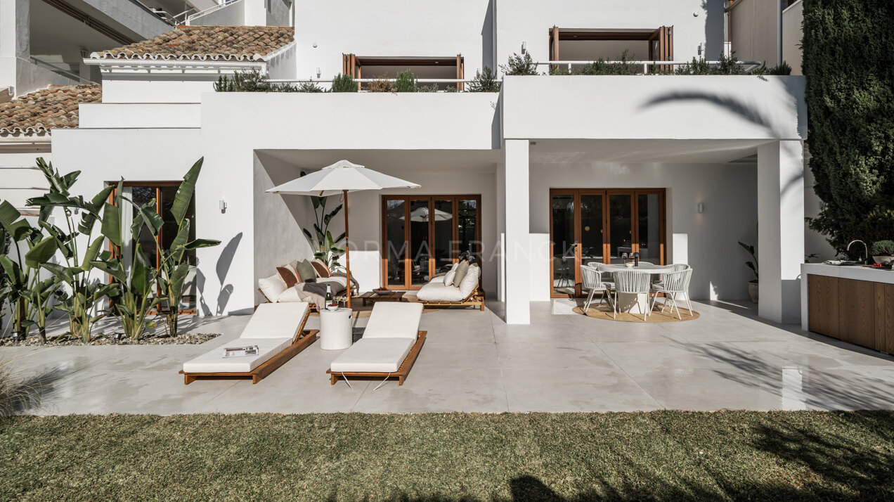 Casa Ima - Stunning Scandinavian-style townhouse located Nueva Andalucia