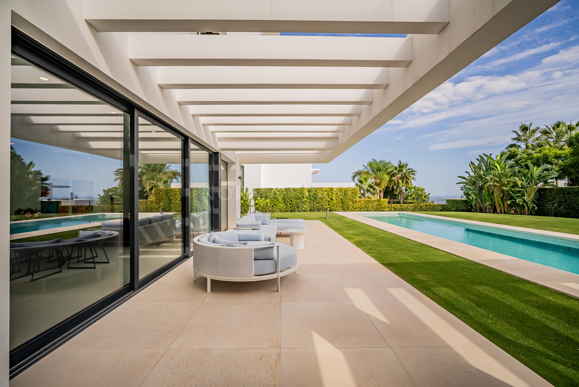 Villa Falmingo 26 - Contemporary villa is located in the luxury gated community of Los Flamingos