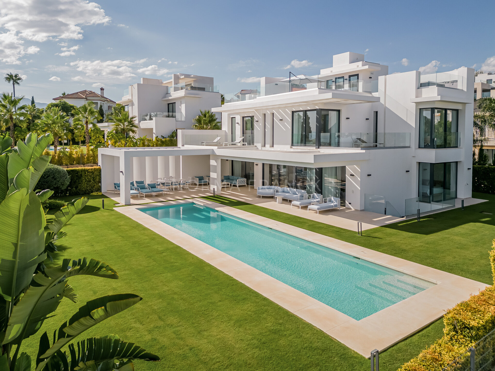 Villa Falmingo 26 - Contemporary villa is located in the luxury gated community of Los Flamingos