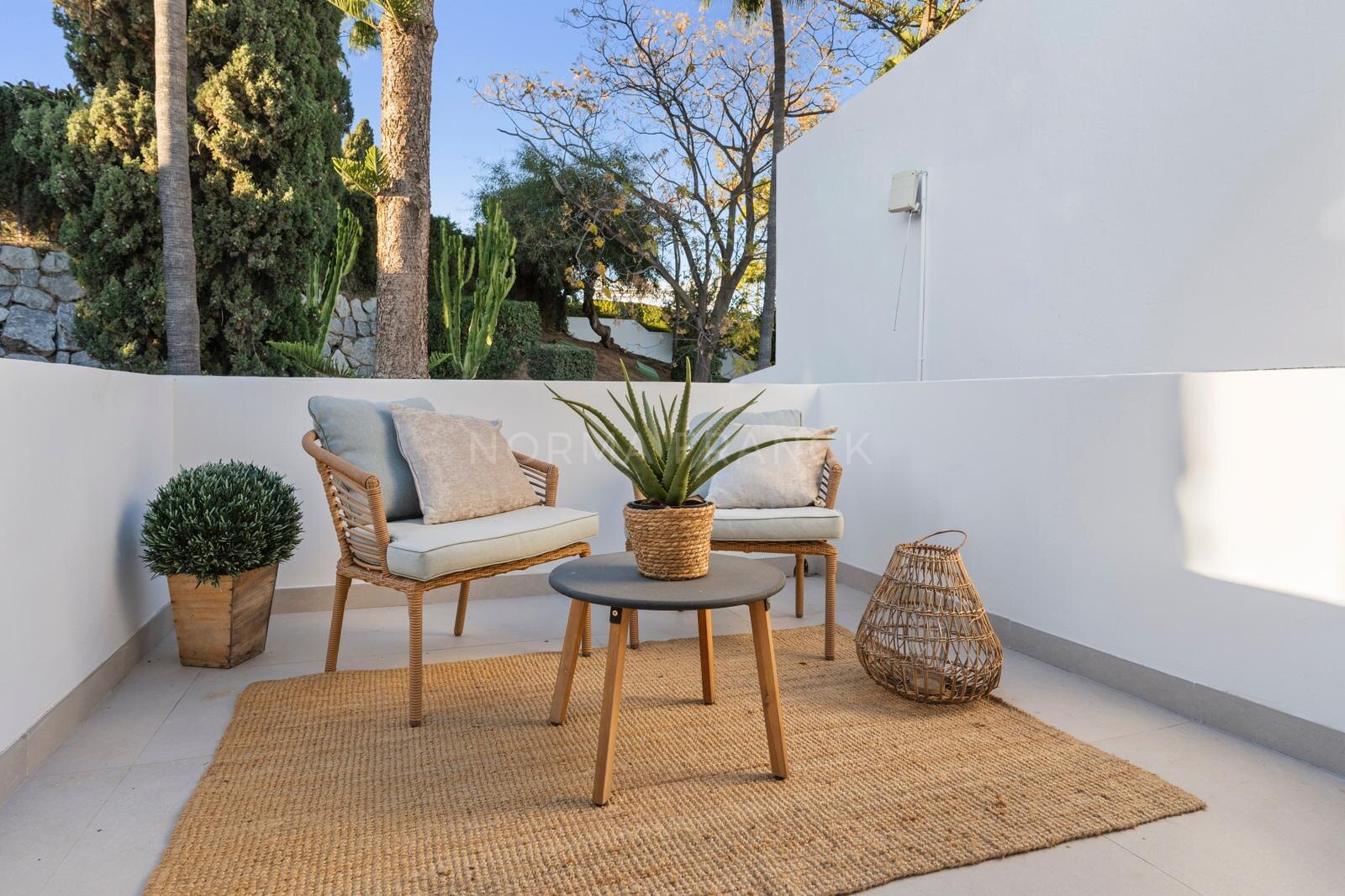 Algarrobos 53 - Newly renovated townhouse in Nueva Andalucia