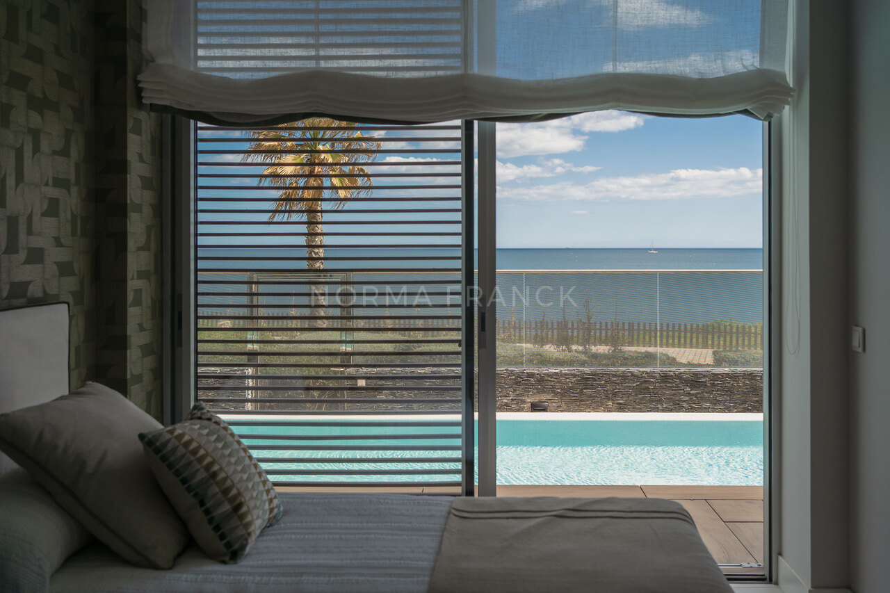 The Edge - Magnificent 2 bedroom beachfront apartment