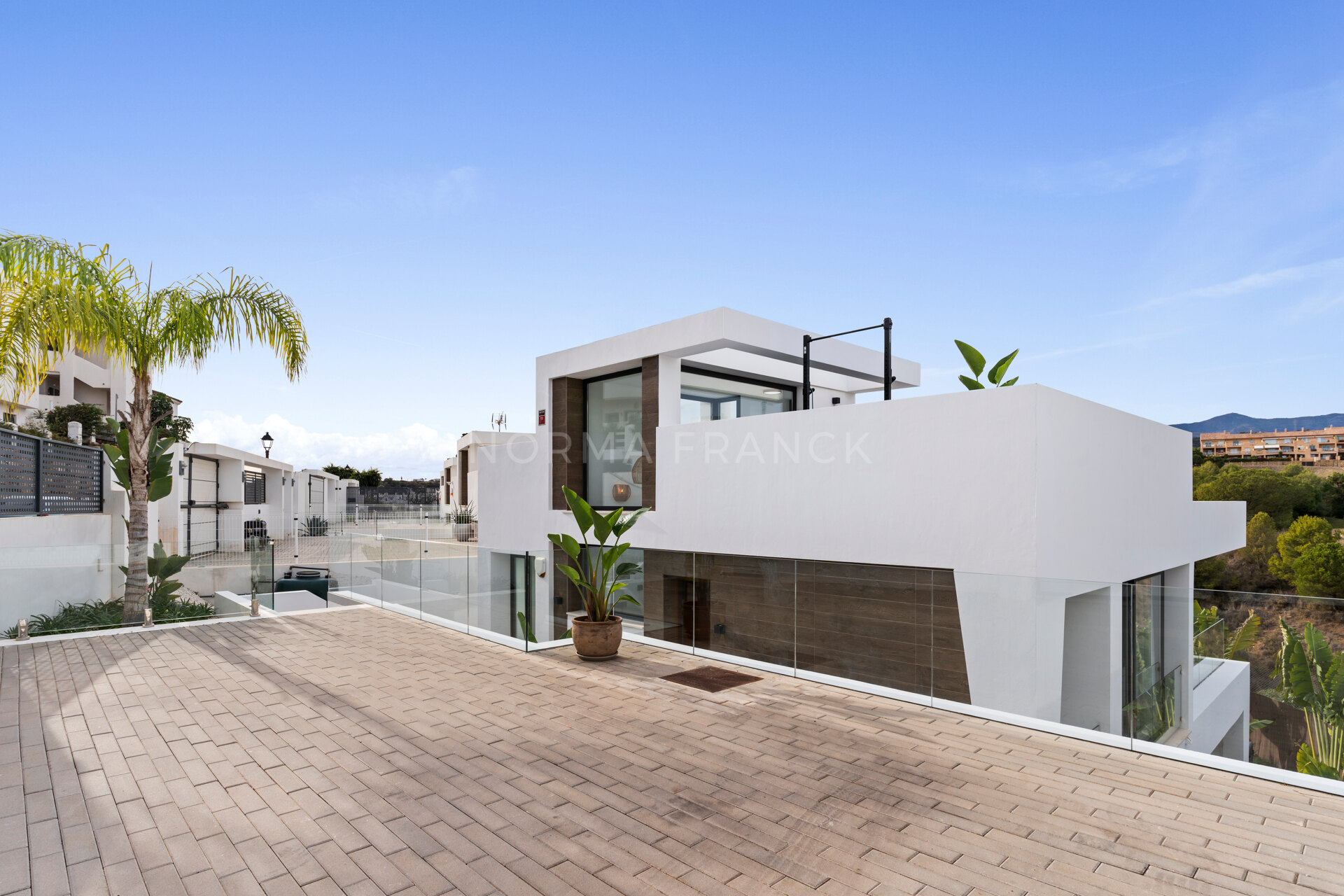 La Resina Golf 4 - Contemporary west facing 6 bedroom villa