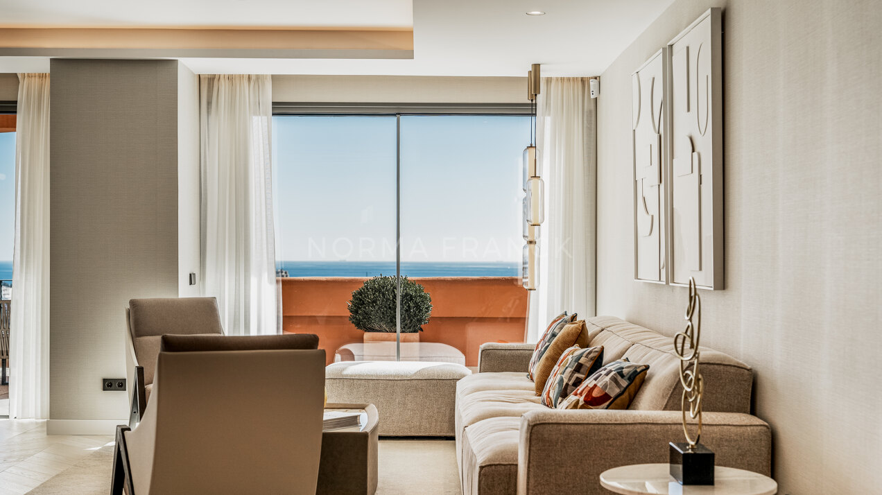 Les Belvederes 5 - Exclusive apartment with panoramic and sea views in Nueva Andalucía