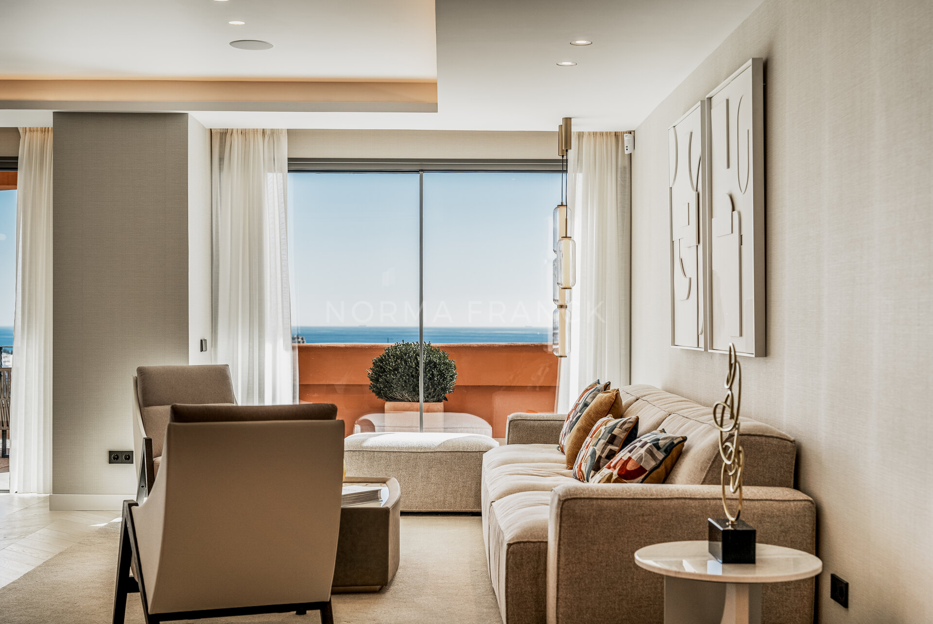 Les Belvederes 5 - Exclusive apartment with panoramic and sea views in Nueva Andalucía