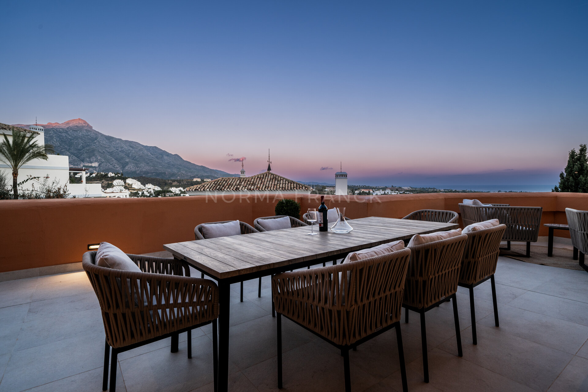 Les Belvederes 5 - Exclusive apartment with panoramic and sea views in Nueva Andalucía