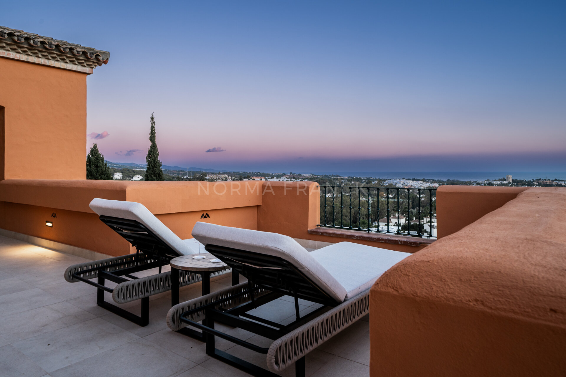 Les Belvederes 5 - Exclusive apartment with panoramic and sea views in Nueva Andalucía