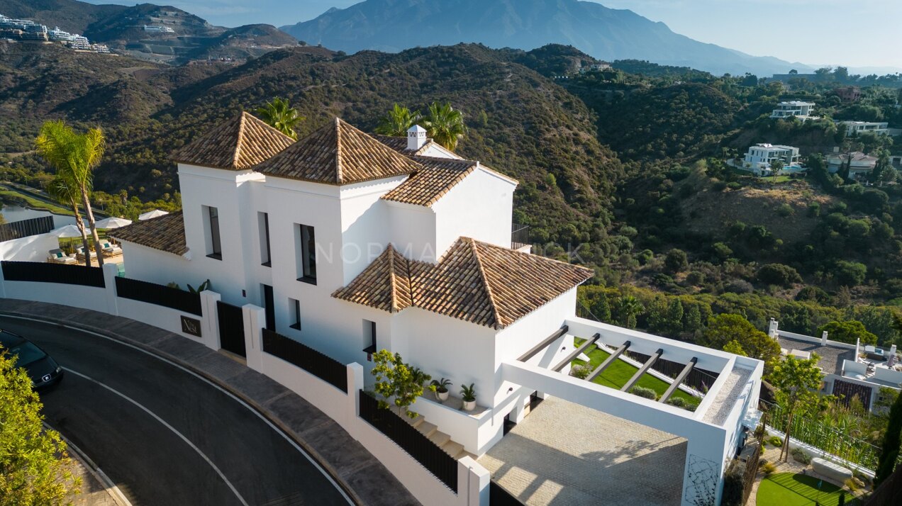 The Nest - located in La Quinta enclave in Benahavís, overlooking the Mediterranean's sparkling blue hues.