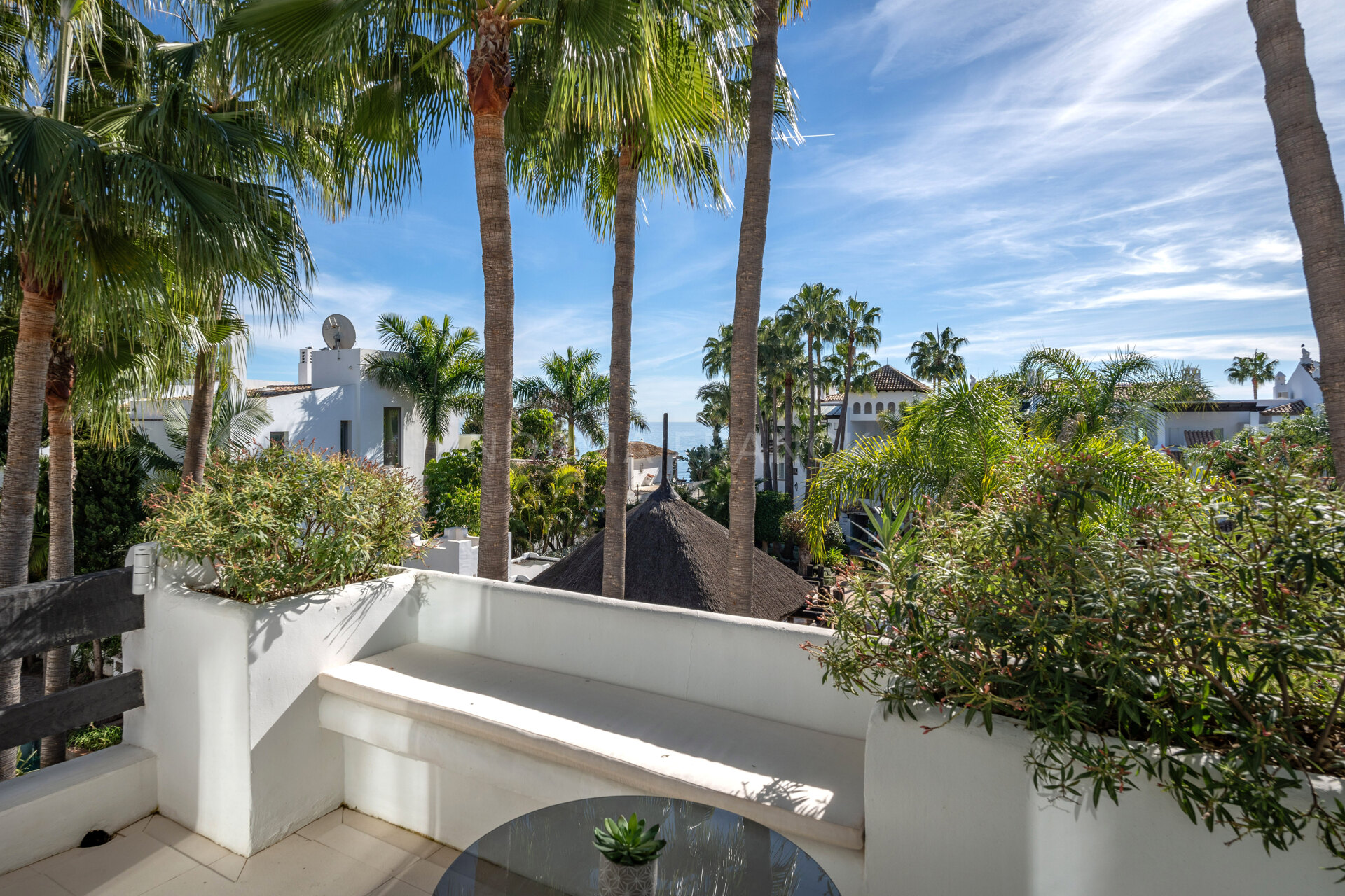 Drago 32 - Newly renovated penthouse in prestigious Puente Romano on Marbella's Golden Mile