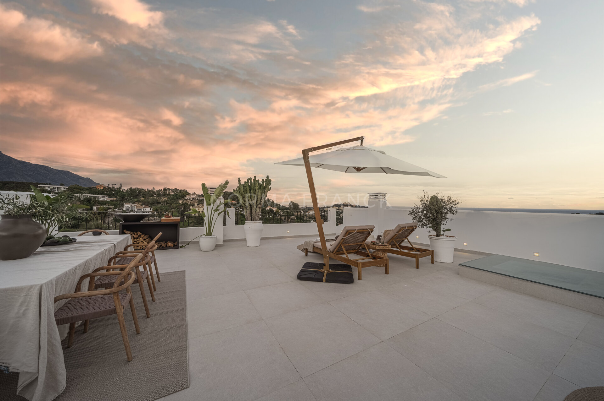 Casa Deco - Penthouse completely renovated in the peaceful Mirador de La Quinta community