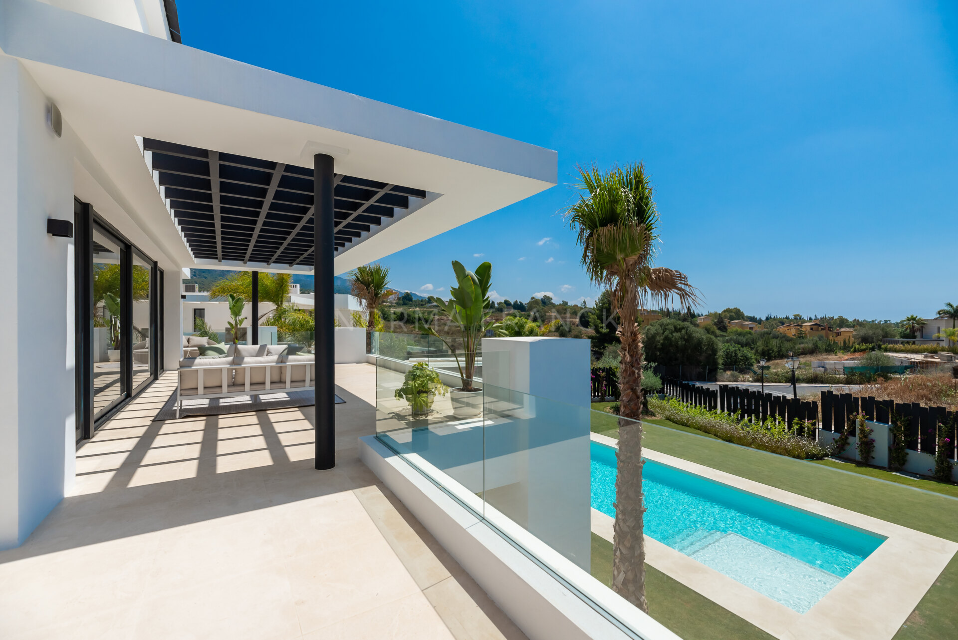 Lomas del Virrey - Residential complex of modern-style villas