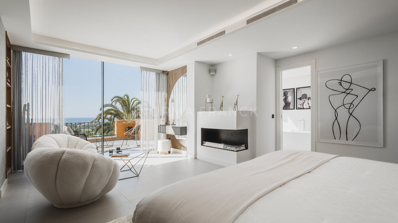 Les Belvederes 11 - Spectacular fully renovated duplex penthouse with panoramic views to the sea