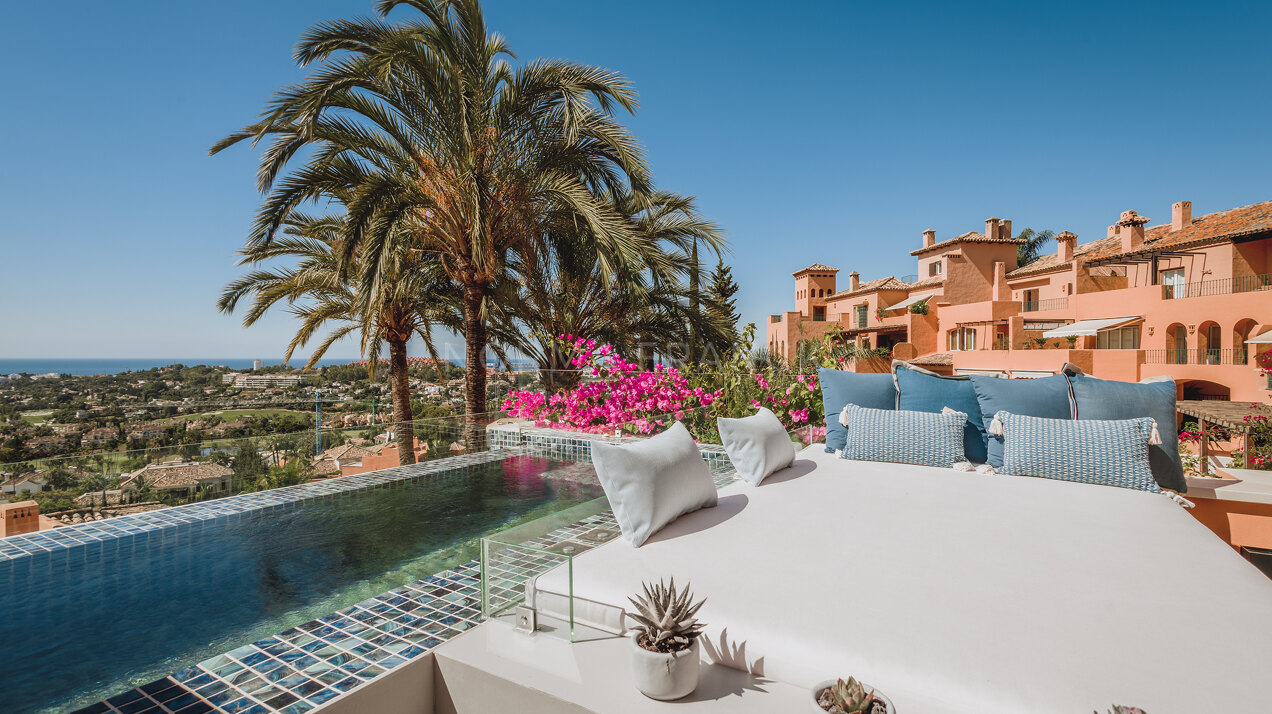 Les Belvederes 11 - Spectacular fully renovated duplex penthouse with panoramic views to the sea