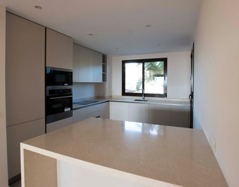 Ground Floor Apartment for sale in Benahavis