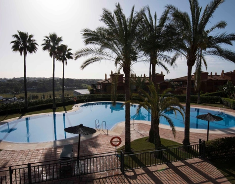 Ground Floor Apartment for sale in Benahavis