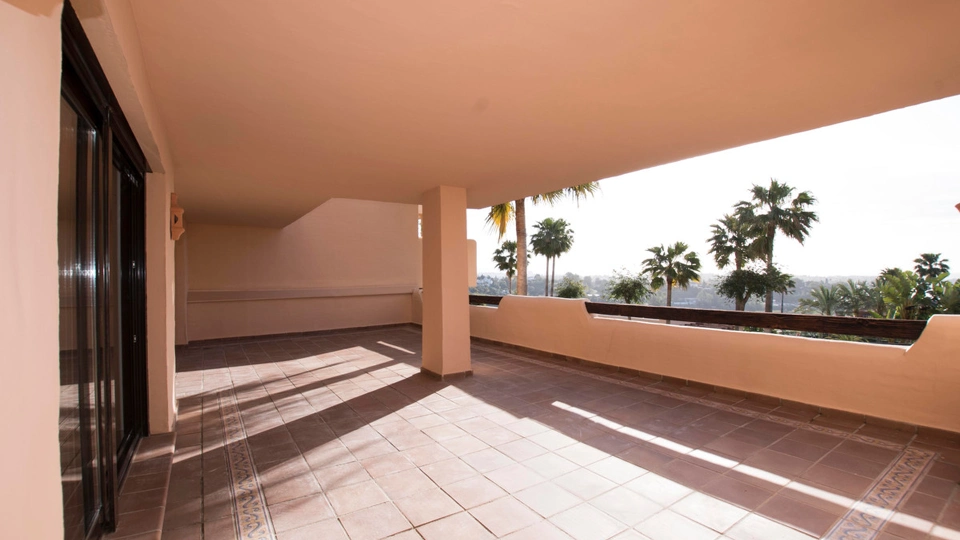 Apartamento Planta Baja en venta en Benahavis