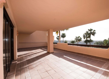 Apartamento Planta Baja en venta en Benahavis