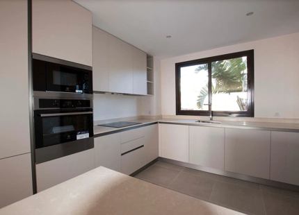 Apartamento Planta Baja en venta en Benahavis