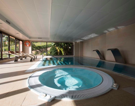 Ground Floor Apartment for sale in Benahavis