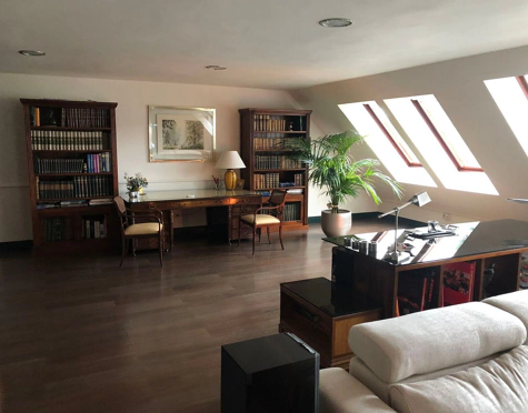 Villa en alquiler a corta temporada en Rio Real, Marbella Este
